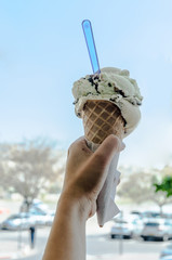 ice cream in the hand