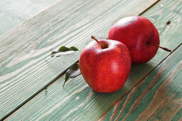 ripe apples