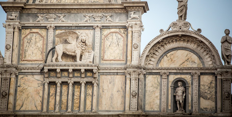 Fototapeta premium winged lion statue venice