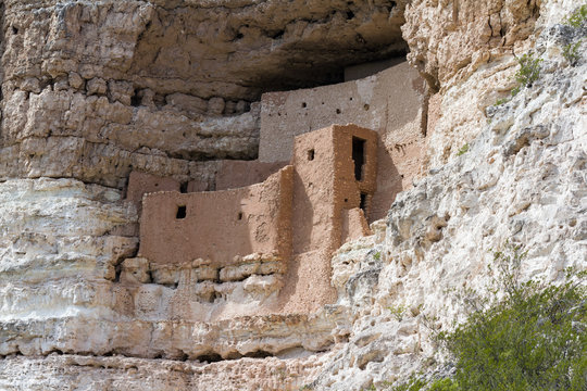 Montezuma Castle National Monument