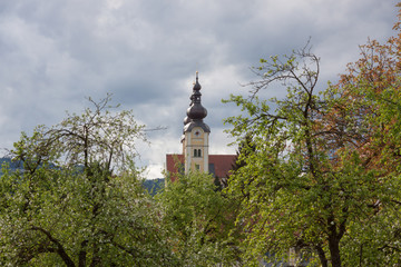 Fototapeta na wymiar Kirche - Kirchenturm - Glaube