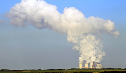 Kraftwerk, Rauchwolke, K&uuml;ht&uuml;rme