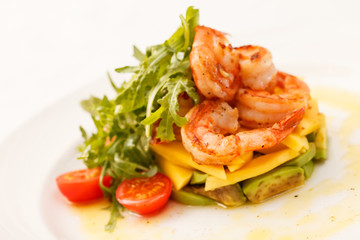 salad with shrimps