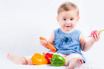 Baby mit Gem&uuml;se