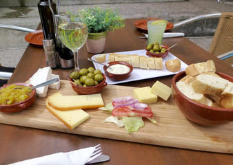 Spanische Brotzeit