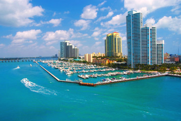 Fototapeta na wymiar Aerial view of South Miami Beach and skycrappers