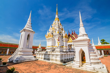 Fototapeta premium Wat Phra Borommathat Chaiya Worawihan, an ancient temple at Chai