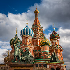 Fototapeta na wymiar Saint Basil Church and Minin and Pozharsky Monument in Moscow