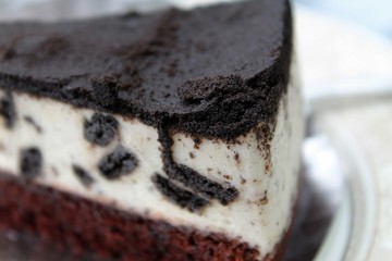 Cookie and Cream Cake, for who love cookie and cake
