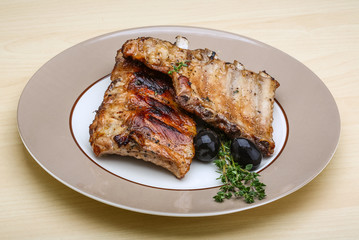 Roasted pork ribs