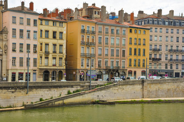 Bordes del río Saona, Lyon, Francia