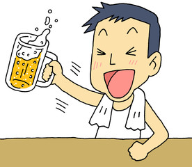 風呂上がりの一杯　ビールを飲む男性