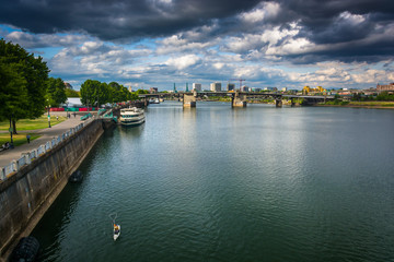 View of the Williamette River, in Portland, Oregon.