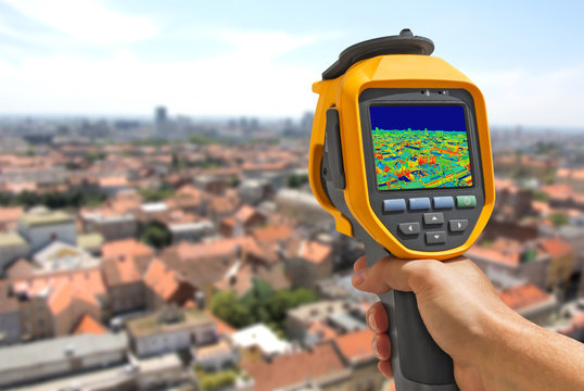 Recording panorama of Zagreb With Infrared Thermal Camera