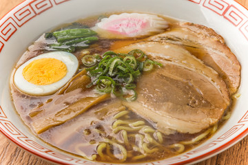 普通の醤油ラーメン　Food of soy sauce ramen Japan