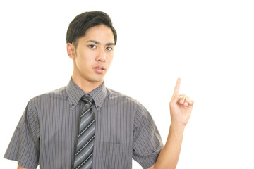 真剣な表情のビジネスマン