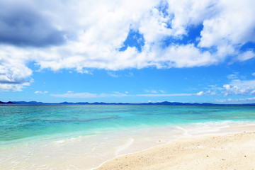 水納島の美しいビーチ