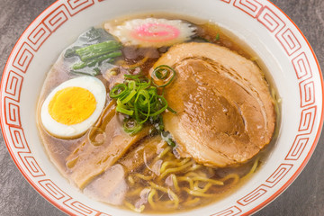 普通の醤油ラーメン　Food of soy sauce ramen Japan