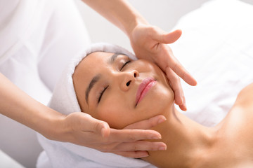 Fototapeta na wymiar Professional face massage