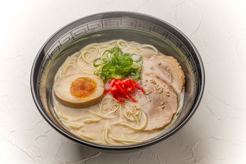 とんこつラーメン　 tonkotsu pork ramen Japanese food