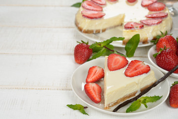Cheesecake with strawberries