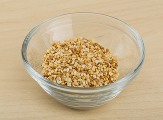 Roasted sesame seeds