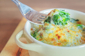 Baked spinach with cheese