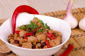 chili con carne with vegetables and beans