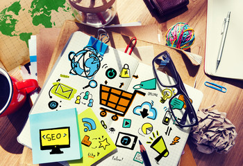 Online Marketing Business E-commerce Advertising Working Concept