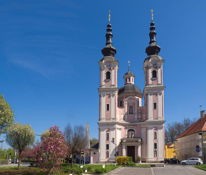 Pfarrkirche zum heiligen Kreuz in Villach / Perau / K&auml;rnten