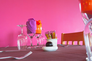  table préparée au restaurant 