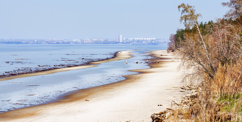 Новосибирское водохранилище во время подъёма уровня воды