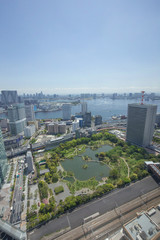 高層ビルから東京湾の眺め
