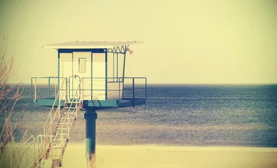Papier Peint photo Heringsdorf, Allemagne Retro style picture of a lifeguard tower on a beach, heringsdorf, Germany