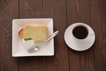 コーヒーとシフォンケーキ