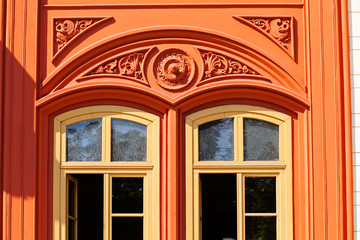 facade details