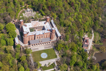 Obraz premium aerial view of palace in Kamieniec Zabkowicki town