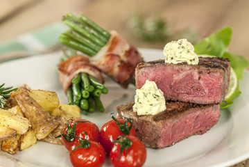 Rinderfilet mit Speckbohnen