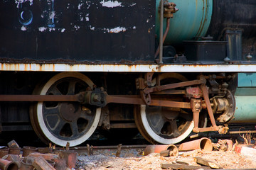 Fototapeta na wymiar Ruins old railways and Train. Show wheel and body get rusty .