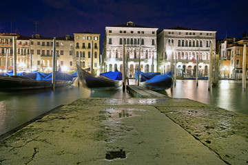 Venezia notturna.