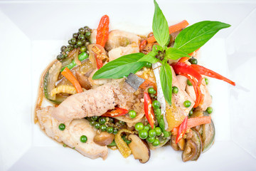 stir fish with spicy curry