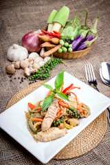 stir fish with spicy curry