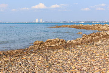 Fototapeta na wymiar Sattahip coast on Pattaya City background