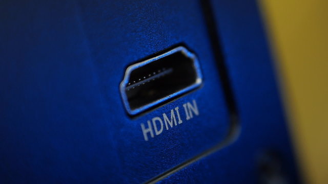 Insert and remove the wire in HDMI input and output. 