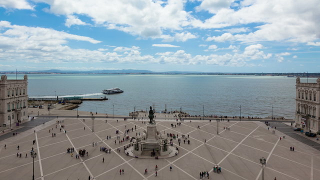 4k timelaspe of commerce square  in Lisbon  - Portugal - UHD