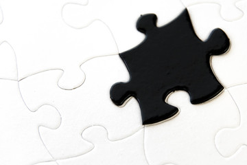 Obraz premium black and white puzzle pieces