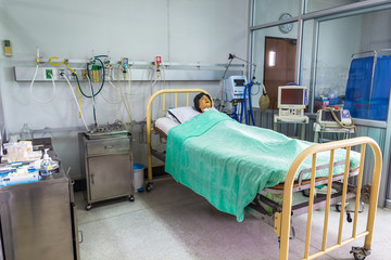Intensive care unit simulation room