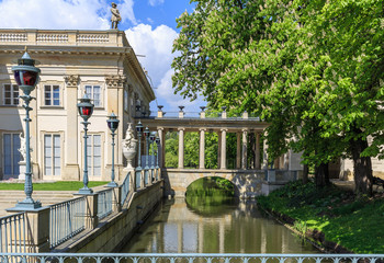 Fototapeta na wymiar Lazienki Park in Warsaw, details of the Palace on the Water
