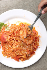 Shrimp spaghetti with sauc on dish