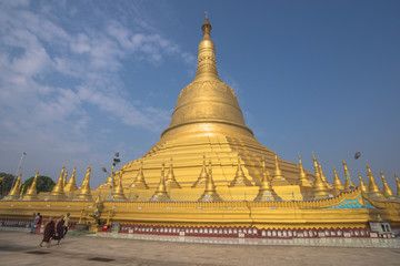 Fototapeta premium バゴーのシュエモードー・パヤー